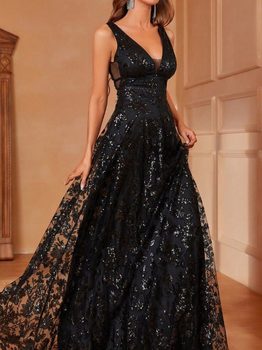 Black Elegant Women's Sleeveless V-Neck Sequin Party Dress with Flower Appliques